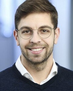 Dr. Arkadiusz Komorowski